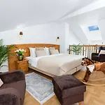 Ventus Rosa Boutique Aparthotel