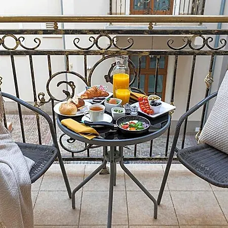 Ventus Rosa Boutique Apartahotel