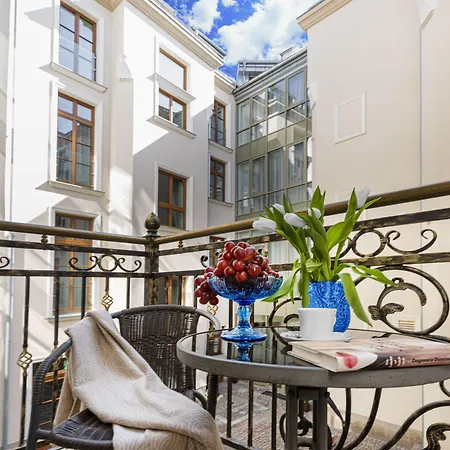 Ventus Rosa Boutique Lägenhetshotell 4*