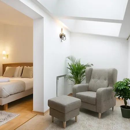 Ventus Rosa Boutique Hotel apartamentowy 4*